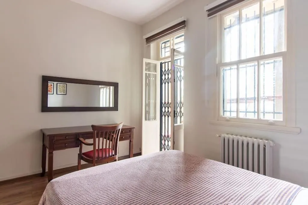 Historic 2Br Nisantasi Sisli Flat High Ceilings Apartman Isztambul