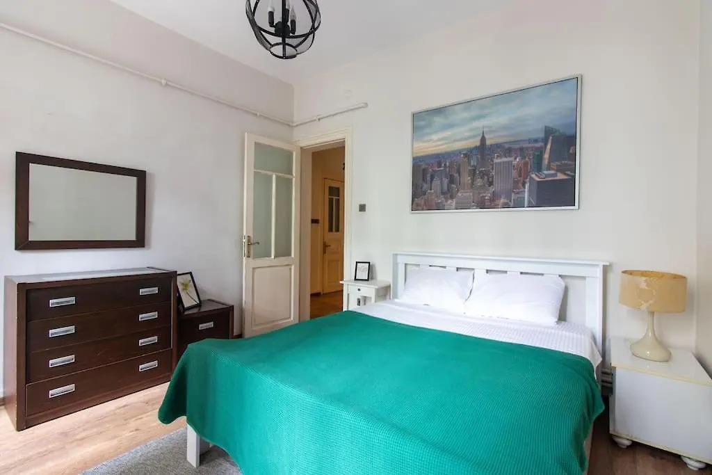 Historic 2Br Nisantasi Sisli Flat High Ceilings Apartman Isztambul